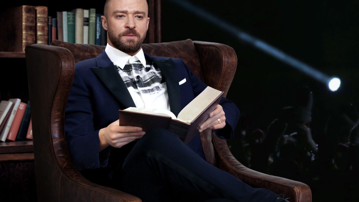 Justin Timberlake Starts Halftime Show With 13-Hour, 39-Minute Reading From ‘A Tale Of Two Cities’ trib.al/ha5rdRm #SuperBowl