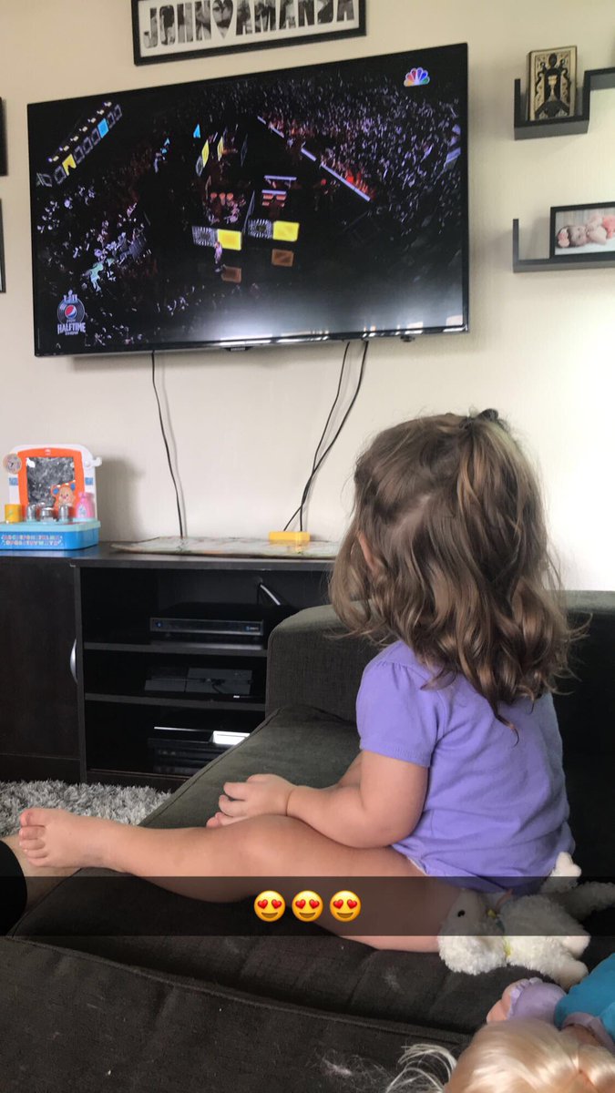 manda_spare's tweet photo. When your daughter is as obsessed as you with @jtimberlake  😍😍😍 #ForeverMyFav #JTforLife #FanGirling https://t.co/TrEOpKJARz