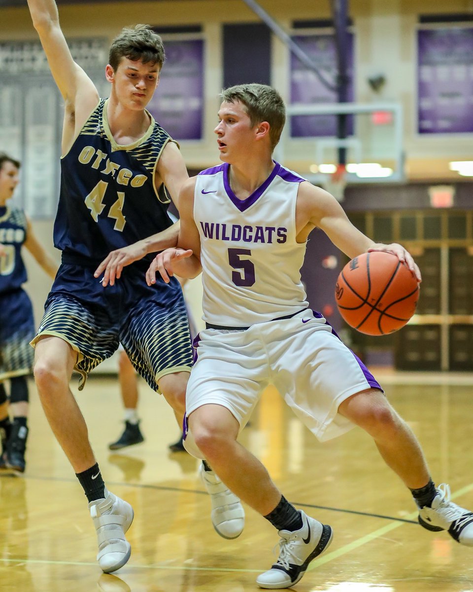 3RD13's tweet photo. @Nolan22Mark here is some photos from Friday’s game! #wildcatbball #wolverineconference https://t.co/mwIJePo526