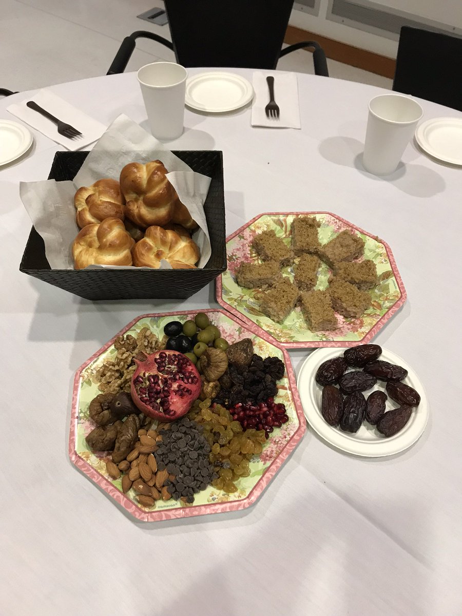 SeattleSephardi's tweet photo. Seattle Sephardic Network celebrates Fruticas with #UWHillel. Delicious!! @SeattleSephardi #Sephardic #SephardicInSeattle #UWmktgmgmt https://t.co/EJX6FlfVfP
