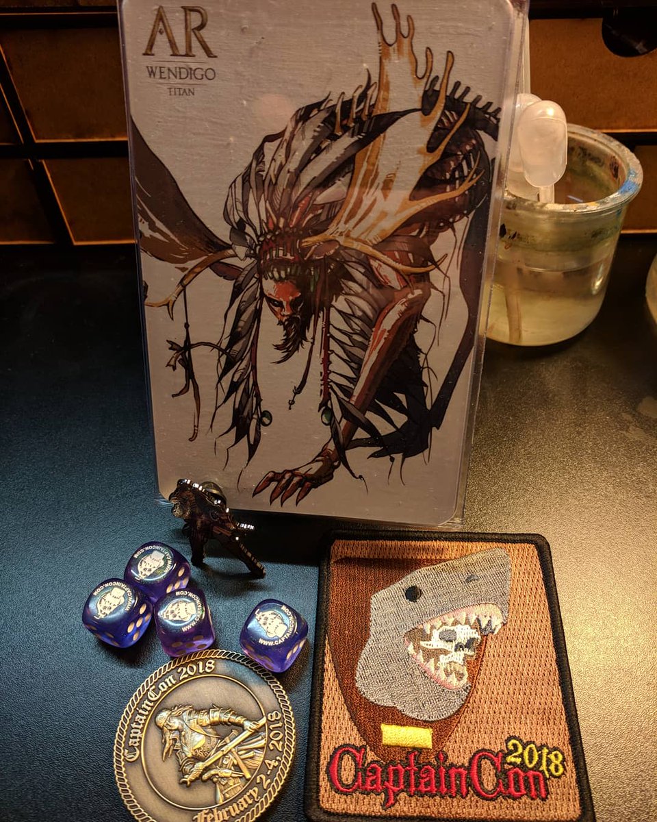 Synchroneyess's tweet photo. Captain con loot

#arenarex #CaptainCon2018 #captaincon #warmongers https://t.co/gYTJTpfZHK