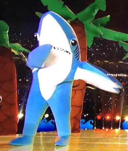 mikespeidel's tweet photo. Never forget. ##LeftSharkForever https://t.co/67N2R9YNcf