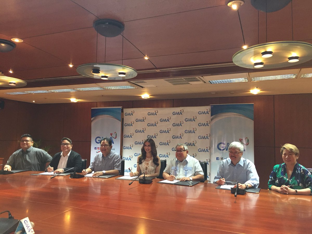 Marian Rivera remains as a loyal Kapuso as she renews her contract with GMA Network today, February 5, 2018. | via <a href="/jannieannb/">Jannielyn Ann</a>