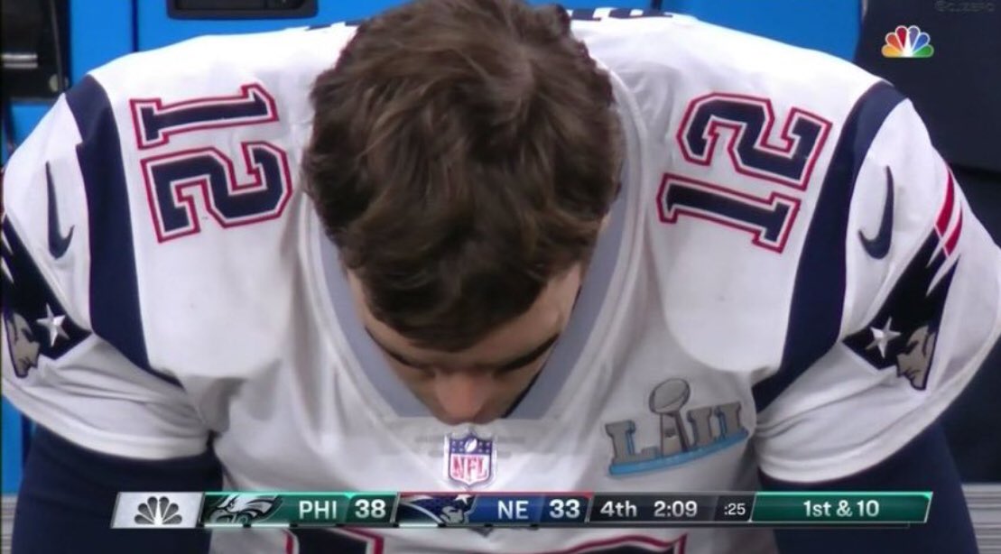 mrskaaale's tweet image. When you realize you forgot to deflate the balls #SuperBowl #SuperBowlLII #TomBrady