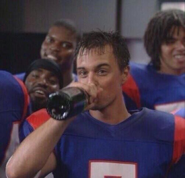 TopFBVids's tweet photo. Only QB I want on my team https://t.co/Idl1c57Rgo