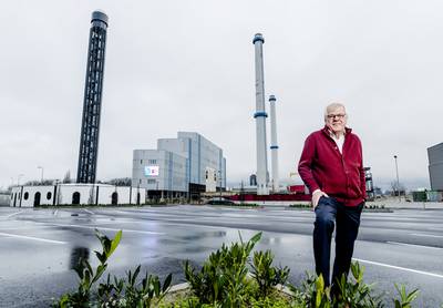 Rotterdamse restauranttoren van Van der Most draait nog steeds niet: Vier maanden staat zijn restauranttoren al in Rotterdam, maar hij is nog steeds niet open. Tot grote ergernis van ondernemer Hennie van der Most. dlvr.it/QF35Qz