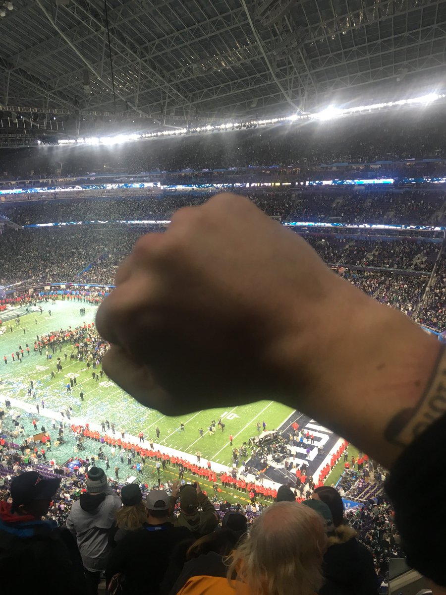 zananassi's tweet photo. the real mvp. https://t.co/vo4nuj8Lju