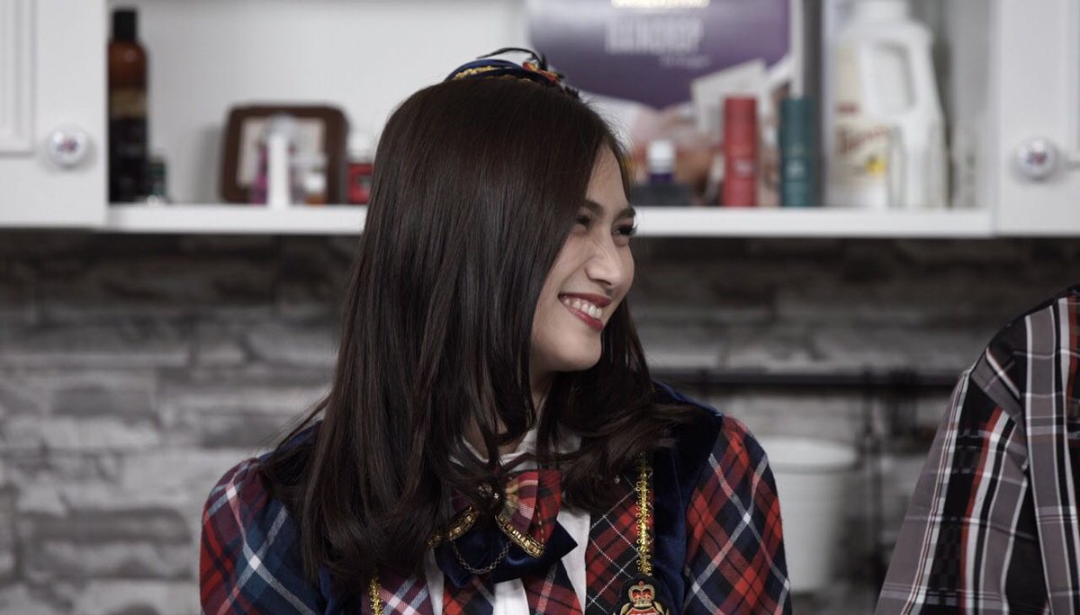 MelodyLaksani's tweet photo. Ntar malam jam 19.00 WIB jangan lupa nonton @OKJEK_NET @netmediatama ya! Ada yang lucu nih hehehe☺️ https://t.co/QybcnJS6I5