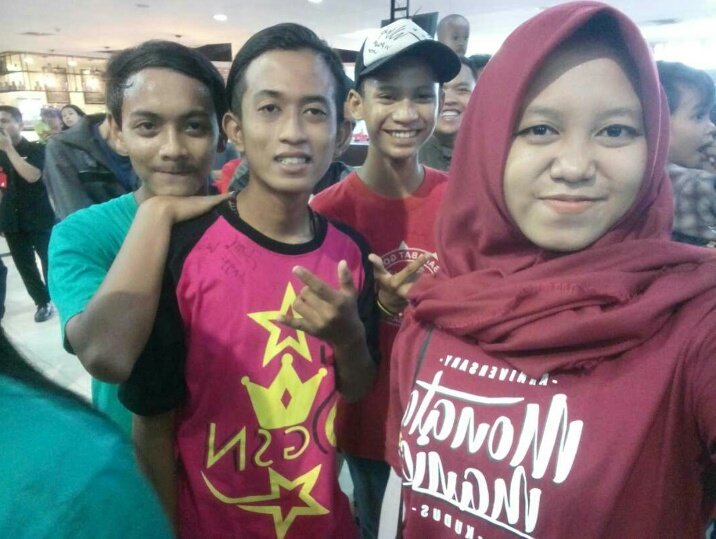 minuralig's tweet photo. Seduluran nggeh https://t.co/efWTEFb4So