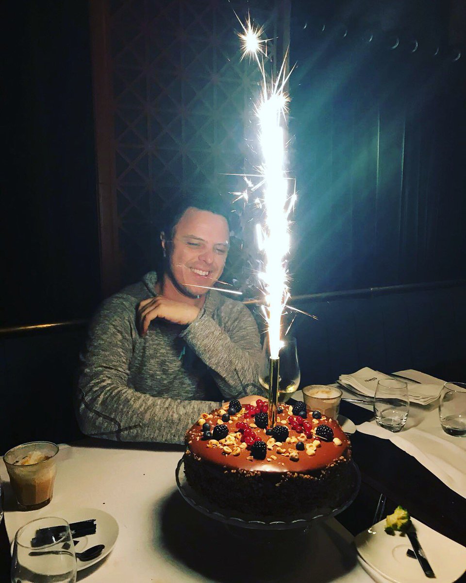 MarkusSchulz's tweet photo. Great way to finish the birthday weekend off 😀🎂 https://t.co/xYJevGYylR