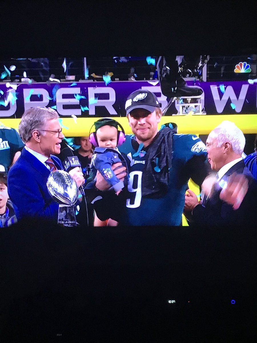 Mötley Jü tweet media