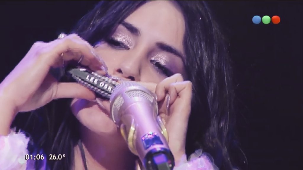 SoyUnLalitOk's tweet photo. Este esta es todo lo que está bien! Gracias @laliespos por qué tus letras nos llega a todos en el ❤️ #LaliEnTelefe #MTVDiary 📺💋💖 https://t.co/mP4qmpLUZc