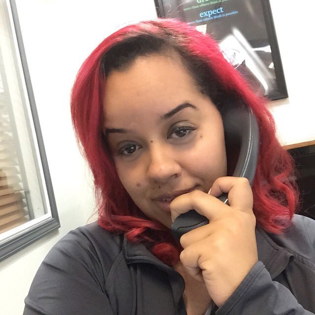 miss_pebbles2's tweet photo. #SuperBowlSunday at work #Superbowl #halftimekid #BoycottNFL https://t.co/ZkmsoXDkZ0