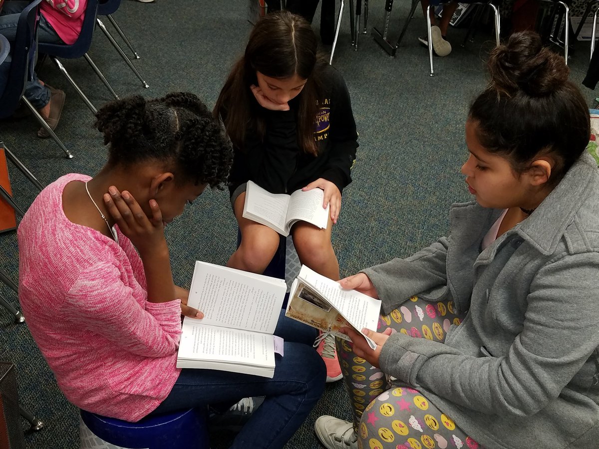 FrankElem5th's tweet photo. I am so blessed to have the best job in the world! Building life long readers and learners. What more could you ask for?
#Promise2purpose #growinggreatness #BeInspired @benfer5th https://t.co/tFlUiHMCcx
