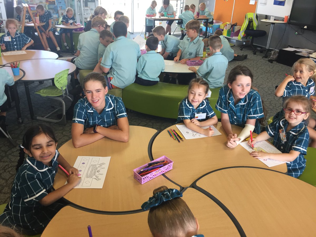 KinderW17's tweet photo. Wow! What a day we had for our first day of big school at St Aloysius. We even got a visit from out Yr 6 Buddies! https://t.co/aae2UJh64o