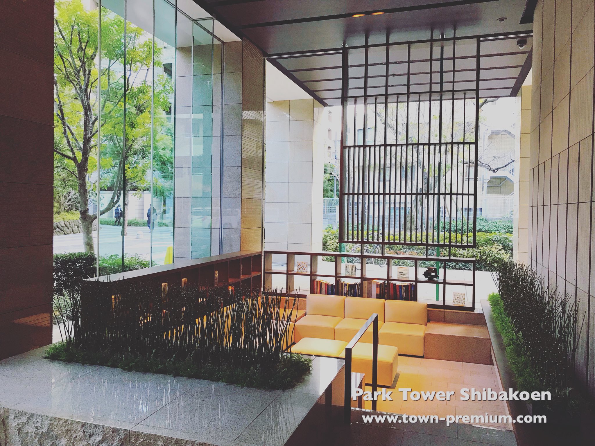 Town Housing Co Ltd Twitter પર 豪華なエントランスシリーズ パークタワー芝公園 東京タワーが綺麗に眺望できるタワーマンションです 上質な住まい 高級賃貸 港区 芝公園 赤羽橋 不動産 賃貸 引越 部屋探し マンション スーモ タウン