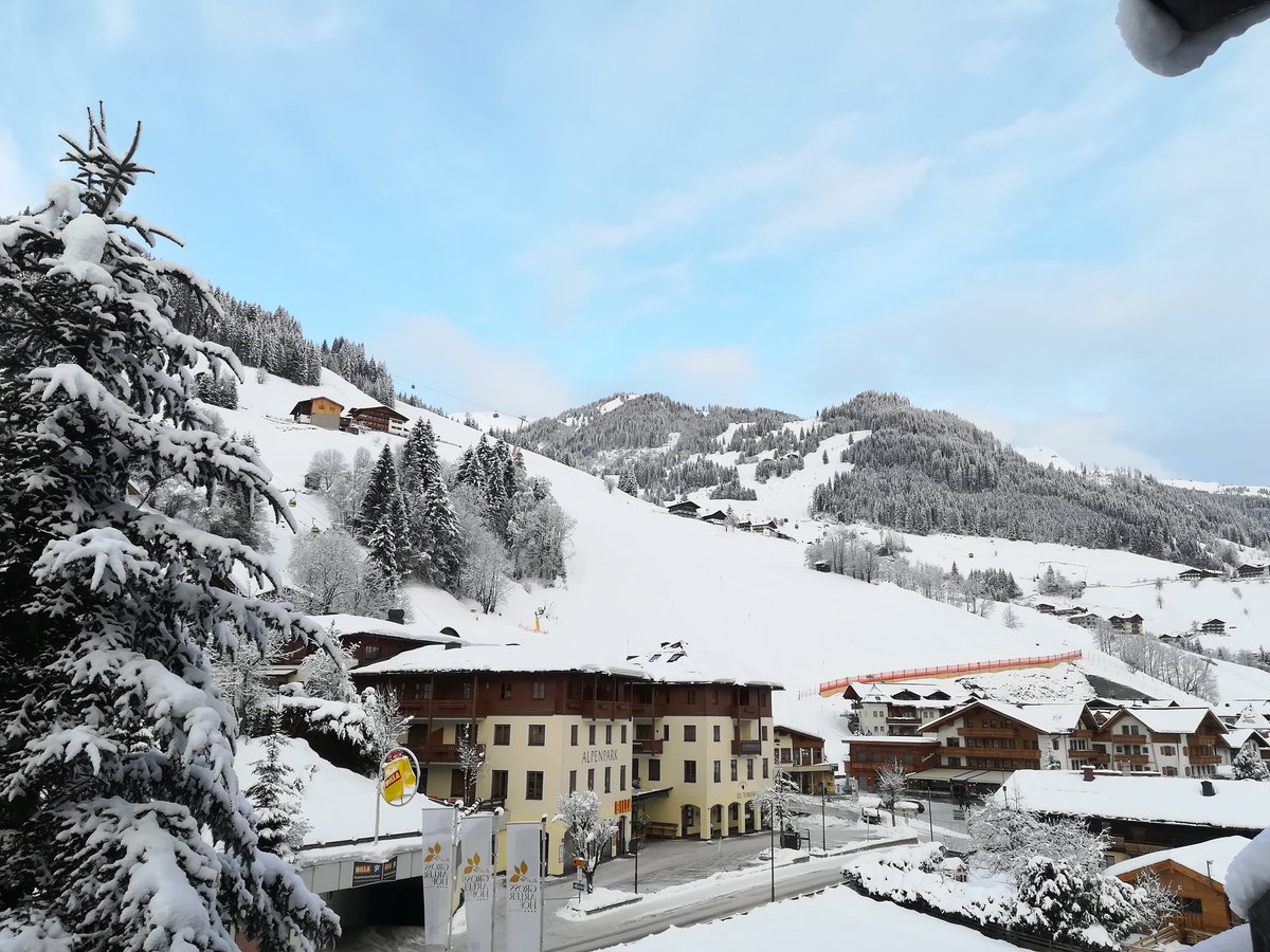 ZdrifterRace's tweet photo. #Großarl #Ski #zdrifter https://t.co/tQSve3QXsn