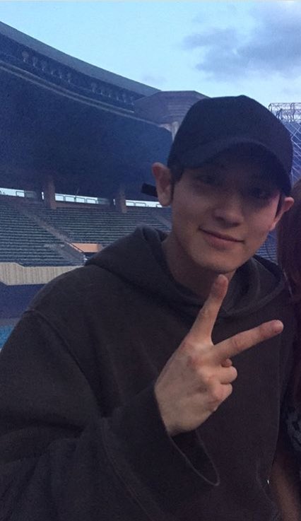 low quality chanyeol (@lqpcy) on Twitter photo 