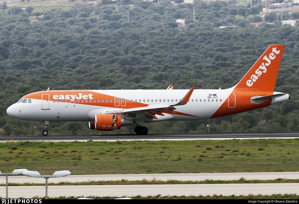 OVZabotina's tweet photo. One of the new A320 in fleet! #Airbus #A320 - #easyjet #Europe - OE-IVT (#OEIVT) - on #landing at #LGAV #athens #athensairport @ATH_airport - 07.01.2018 @easyJet #planespotting | https://t.co/vng4YQkqmm https://t.co/ZfhK9bgt1D