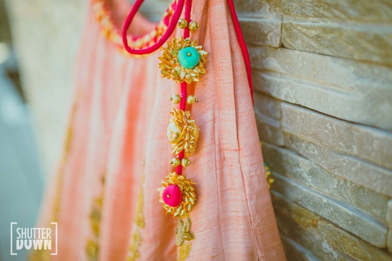 TWeddingBrigade's tweet photo. Add fancy tassels to the plain lehenga and make it look cooler!
Read more: https://t.co/GyNsaGUySi
Image Credits: Shutterdown
#weddinginspiration #weddingfashion #weddingstyle #indian #desi #indianbrides #desibrides #indianweddings #tassles #weddingphotography https://t.co/WStw2STHiE