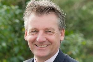 Begin maart verschijnt nieuwe special op <a href="/AgroBericht/">AgroberichtenBuitenland</a> , thema is #Aardappelketen. Een voorproefje van deze special is het interview met @dickhylkema en <a href="/KarstWeening/">Karst Weening</a> , beiden van de NAO: Groei aardappelconsumptie kans voor Nederland ow.ly/5DjQ30icoJC