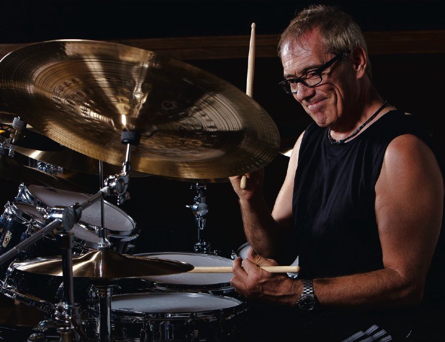Happy Birthday Vinnie Colaiuta 1956 2 5                   62 Bobby Brown
1969 2 5                     49 