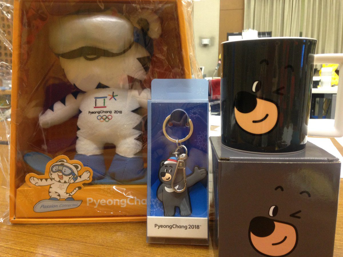 りすのすけ Cbcﾗｼﾞｵ つボイノリオの聞けば聞くほど 公式キャラ A Twitter こたかさんのおみやげだよー ほしいひとは いそいでおうぼしてね なにがとどくかはおたのしみー Cbc1053 Cbcラジオ つボイノリオ 聞けば聞くほど 小高直子 母娘二