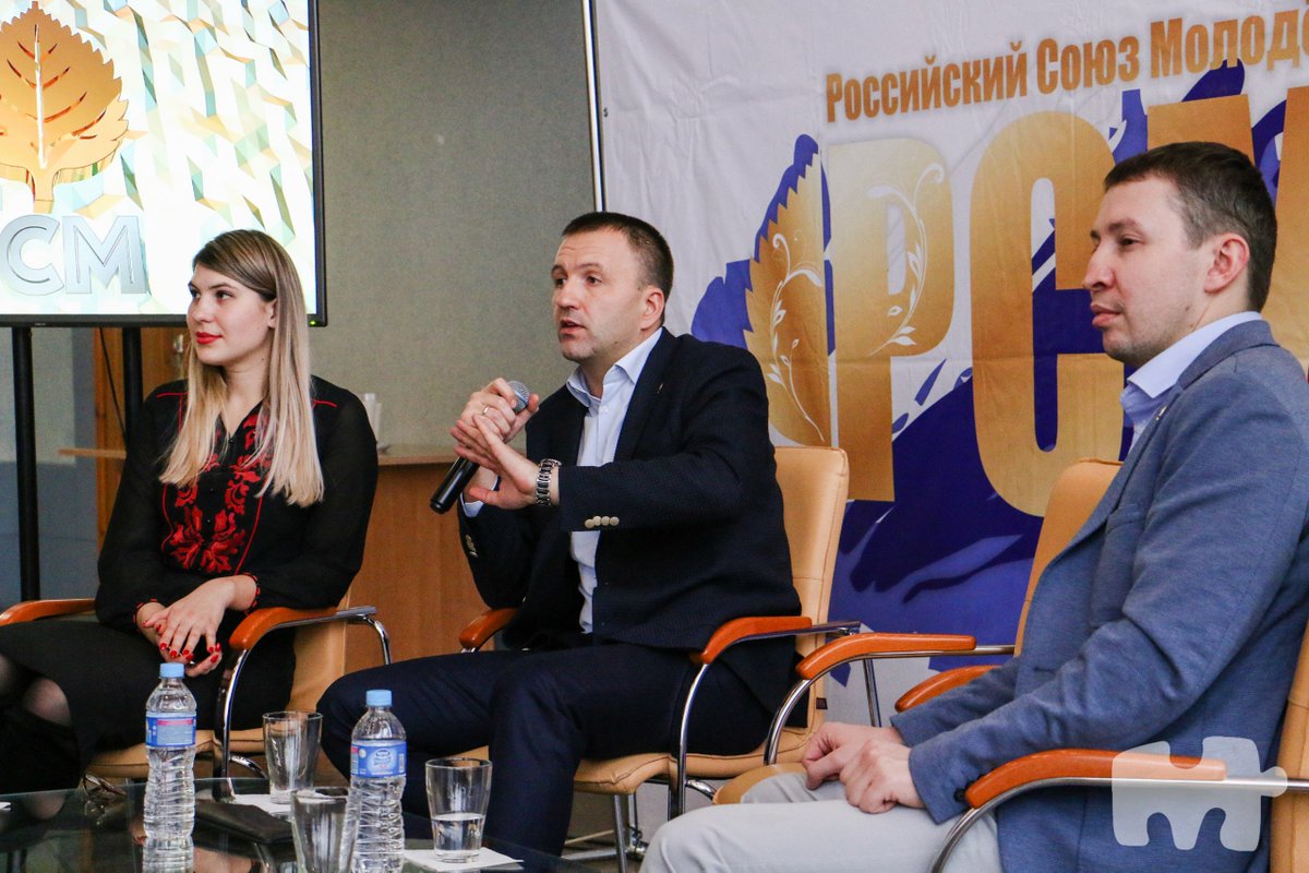 Молодчины (@molodchiny) on Twitter photo У нас в гостях был главный по РСМ в стране — <a href="/rsm_mo/">Павел Красноруцкий</a>. Записали самое интересное, что было на его встрече с молодёжью: bit.ly/2EHnaoG У нас в гостях был главный по РСМ в стране — <a href="/rsm_mo/">Павел Красноруцкий</a>. Записали самое интересное, что было на его встрече с молодёжью: bit.ly/2EHnaoG