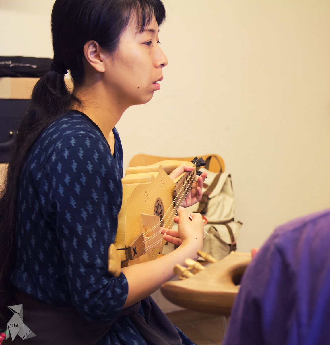 EarMusicBesalu's tweet photo. Registration open! “Voies & Instruments” #citole #portativeOrgan #harp #musa #psaltery #frestel #percussion #vielle #voice #guitern https://t.co/Kpene5S8hS https://t.co/oWOhY7FIcN