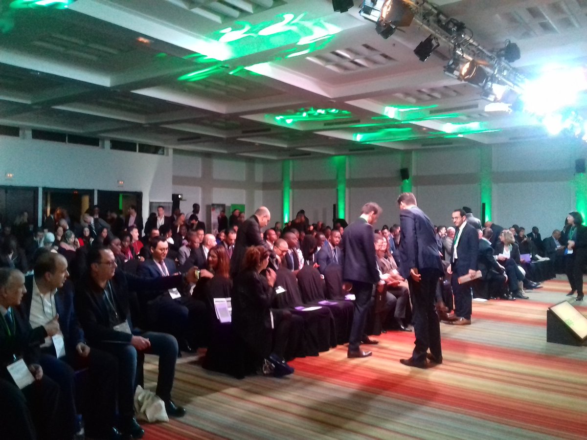 Maxime_Mamert's tweet image. #sagesessions it starts with you ! Merci d&apos;être aussi nombreux ! Que le show commence !  #businesscloud @SagePartnersFr @SageFrance @SageNorthAfrica #sageexport