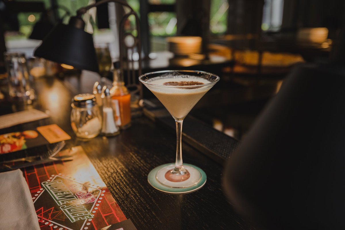 GGSupremeSlice's tweet photo. Drink the cocktails first then do the things
.
#supremeslice #doublesixseminyak #seminyak #bali #champlungtanduk #cocktails #drinks https://t.co/0Aqt8C0H61