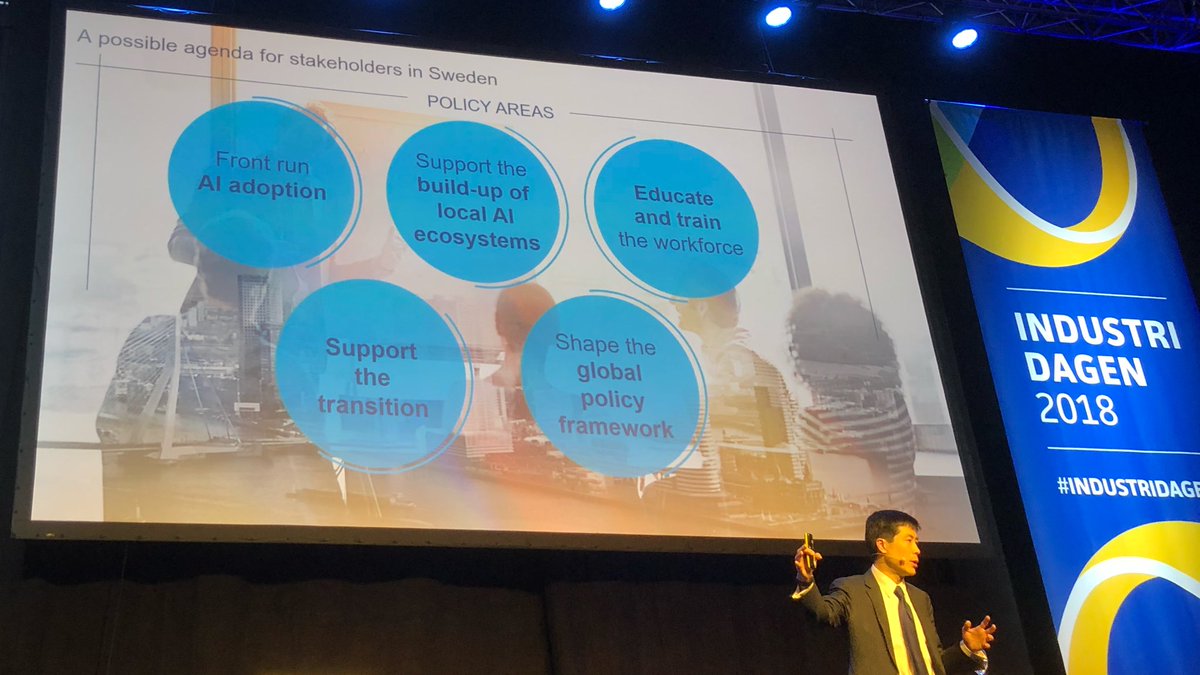 skogstransport's tweet photo. En agenda för digitalisering för Sverige enligt @McKinsey_MGI. Grunden är livslångt lärande och att vi fortsätter vara en #digitalfrontrunner eftersom det inte finns en mållinje. Spännande med @Industriradet_ på #industridagen på @Saab i Linköping. https://t.co/tXfNA4NnEt