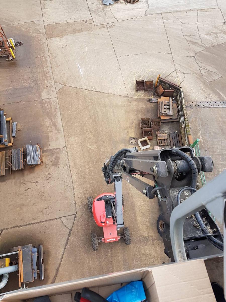 APR Telecoms tweet media