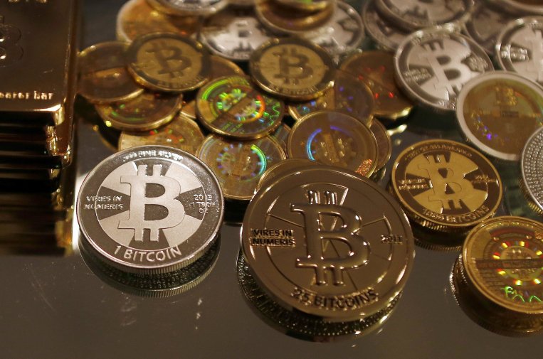 SintezaInvest's tweet photo. Analitičari pokušavaju da pronađu razlog za pad bitkoina https://t.co/lWYigm8Wbu https://t.co/9Ek5rO2wvI