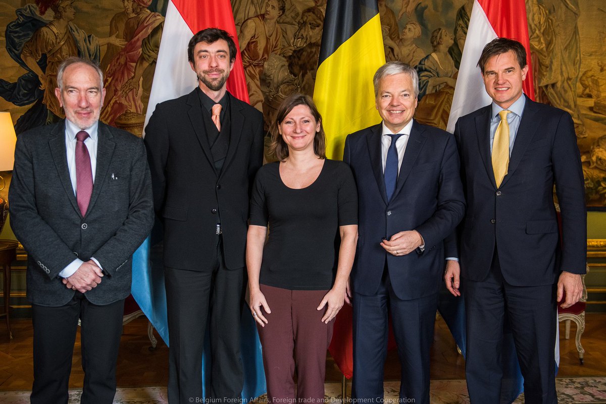 BelgiumMFA's tweet photo. In 2018 heeft België het voorzitterschap van de Benelux. Deze ochtend ging minister van Buitenlandse Zaken @DReynders in gesprek met de voorzitter en vicevoorzitster van het Benelux-parlement. #Benelux60 https://t.co/bbyuXPfgTg