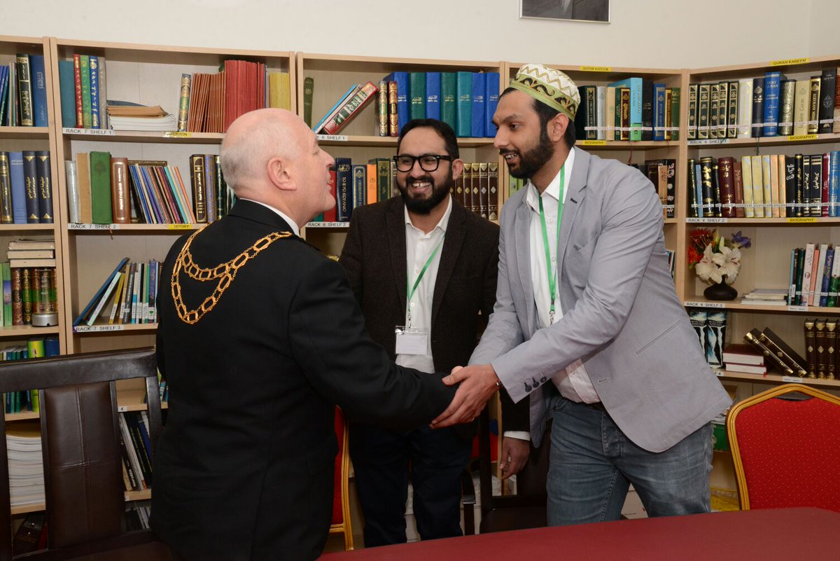 Manchester_West's tweet photo. It was an honour to welcome @CllrJRCoupe at Ahmadiyya Muslim Mosque Manchester for peace conference. He is a man of great intellect and we wish him best for his efforts for making #Trafford a beautiful and peaceful place to live! https://t.co/kjR7dC4PLU