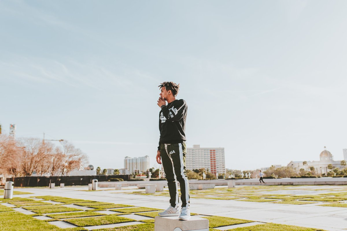 _nativesupply's tweet photo. “If anyone is not willing to work, let him not eat.” Rise n Grind, Natives. Let’s work hard for HIM today! ✊🏾 #HGA #NativeSzn #NativeSupply https://t.co/LUCWCUocwb