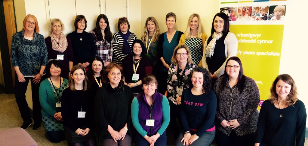 MudiadMeithrin's tweet photo. Would you like to speak #Welsh at home? Start learning with #ClwbCwtsh👨‍👨‍👧 this March - 75+ locations all over the country. E-mail clwbcwtsh@meithrin.cymru for more details. https://t.co/WuHhtexE4f