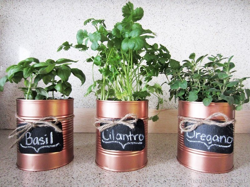 homeoholicc's tweet photo. #DIY
DIY Copper Tin Can Planters and Chalkboard Tags
Painting your tin cans with copper or other colors would be nice but it  will look a lot prettier if you add chalkboard tags on it.
#HomeSolution #Recycling #HomeIdeas https://t.co/RyBlCNUpYL