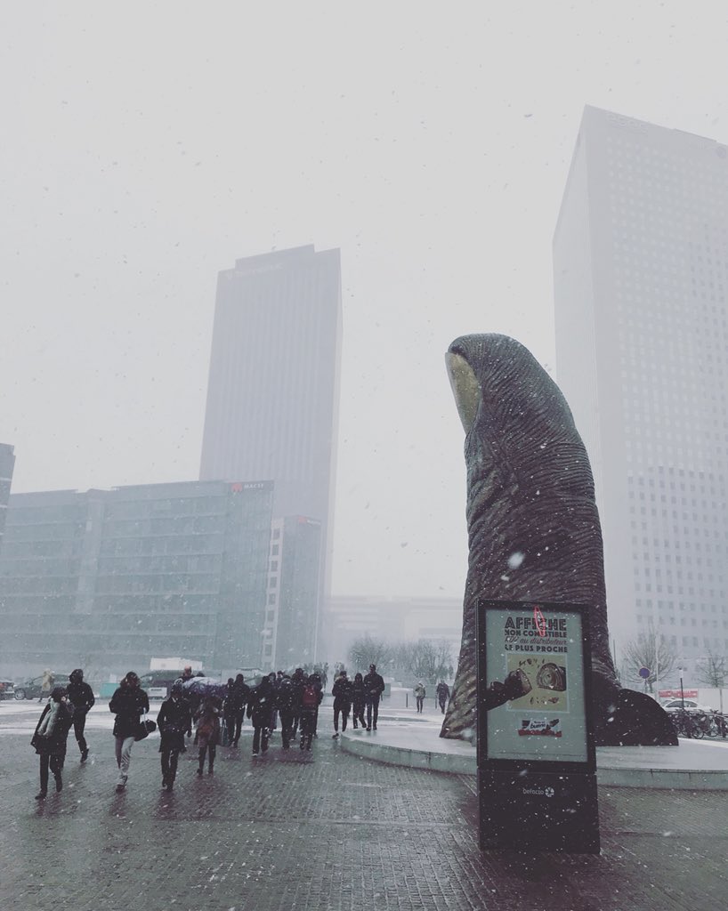 Benoit_Anger's tweet photo. ❄️ Snow today in #Paris and on our @SKEMA_BS #campus in #LaDefense ❄️ 
A bit cold but beautiful... https://t.co/e6cF9nsP3h