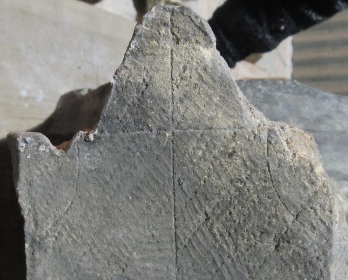 MGarn_Partner's tweet photo. Medieval lines- 13c setting-out lines from the tracery pieces of St Deny's Church, York. It is always exciting to see such clear traces of the past. https://t.co/UCFQuXhxtQ