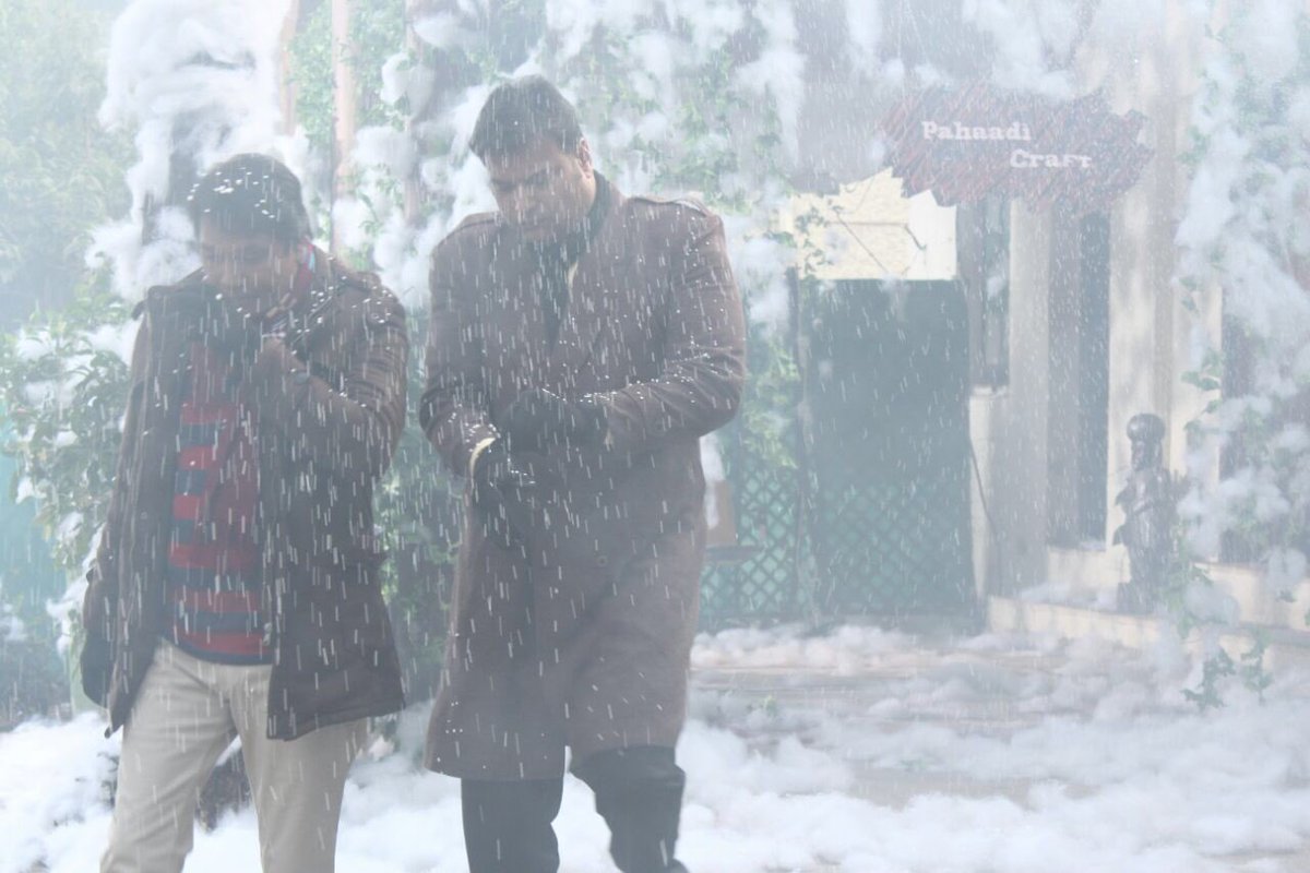 CID21Official's tweet photo. Sometimes CID says “freeze!” And sometimes CID freezes :) teaser images from coming episodes:) https://t.co/GXCYRowfaS