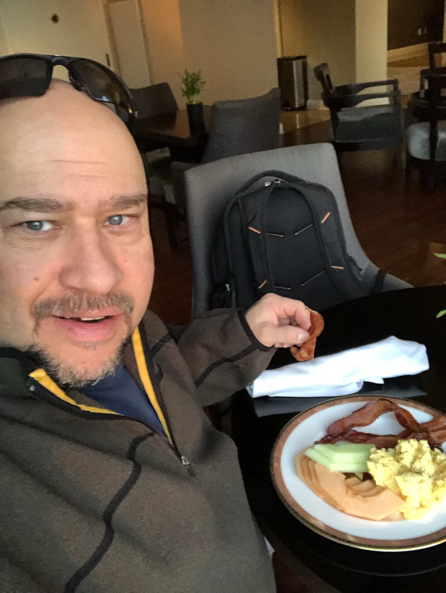 Staring the day off right with bacon and eggs! #sww18 #baconbrotherhood