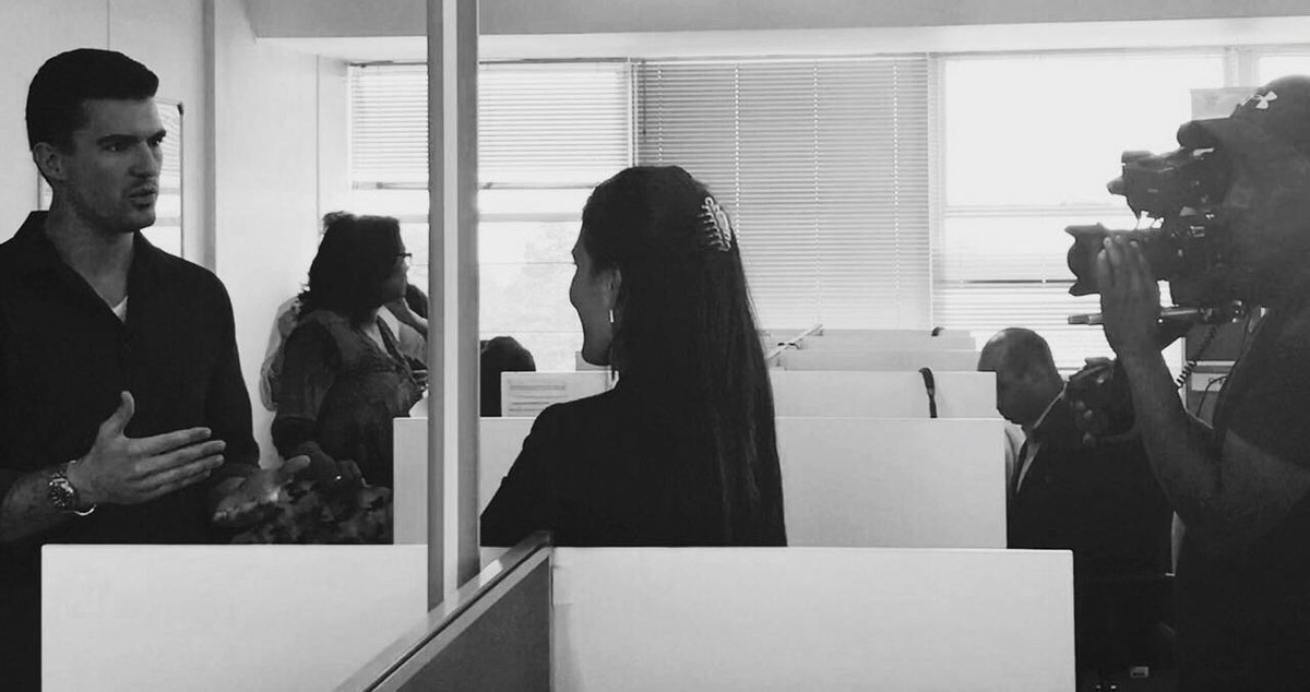 AffinityMining's tweet photo. Our Director, Greg van Der Spuy (@RoraOne) being interviewed by CNN in office today ππ» #affinity #crypto #cryptocurrency #cryptofund #cnn #cnninterview #bitcoin #bitcoininterview https://t.co/e2GjGGhDmu