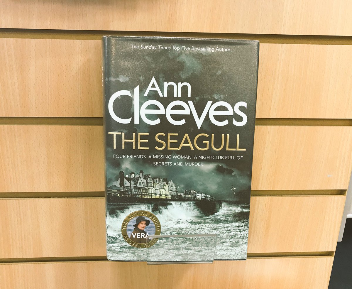 ShetlandLibrary's tweet photo. We instantly recognise that this isn’t one of Ann’s Shetland novels, otherwise the title would be quite different...
#DaScorie #DaMaa 🐦😊
#recentreturns 📚 #Shetland https://t.co/8vH2OJeaAA