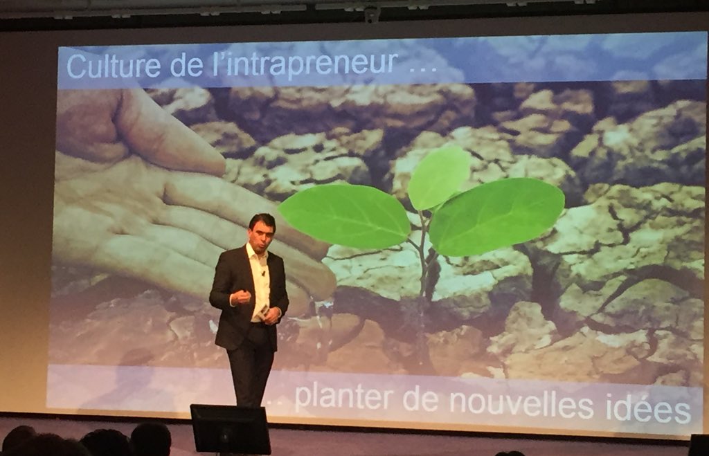 SeverineLienard's tweet photo. #Live "L'esprit d'intraprenariat, c'est chacun d'entre nous qui pouvons planter une graine, avec une vision et une ambition : beaux exemples en 2017 #The_Settee #ledinerIBMCloud #Learning_Expedition, #AixPrize... 

J'encouragerai toujours ces initiatives" 

@nsekkaki @IBM_France https://t.co/SYQpC240Fs