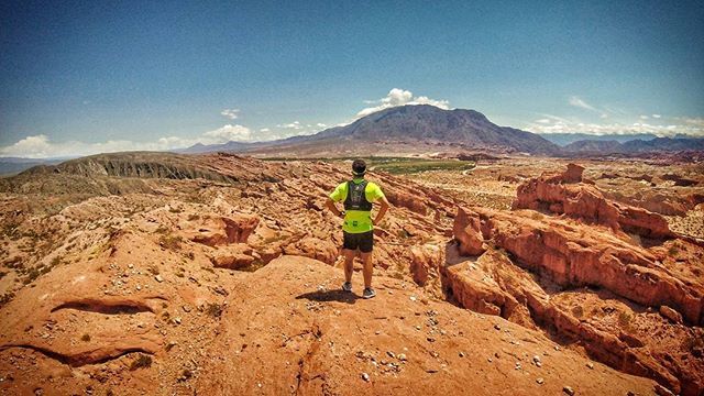 aetejerina's tweet photo. “Stadiums are for spectators. We runners have Nature, and that is much better.” - Juha Vaatainen 😍🌄
.
.
.
.
#Cafayate #Salta #SaltaLaLinda #argentina #PauluzakTrailRunningTeam #Zerolimits
#run #runner #running #TagsForLikes #runtoinspire #furtherfa… https://t.co/9sBiZdYL3N https://t.co/aI2nMQiS7u