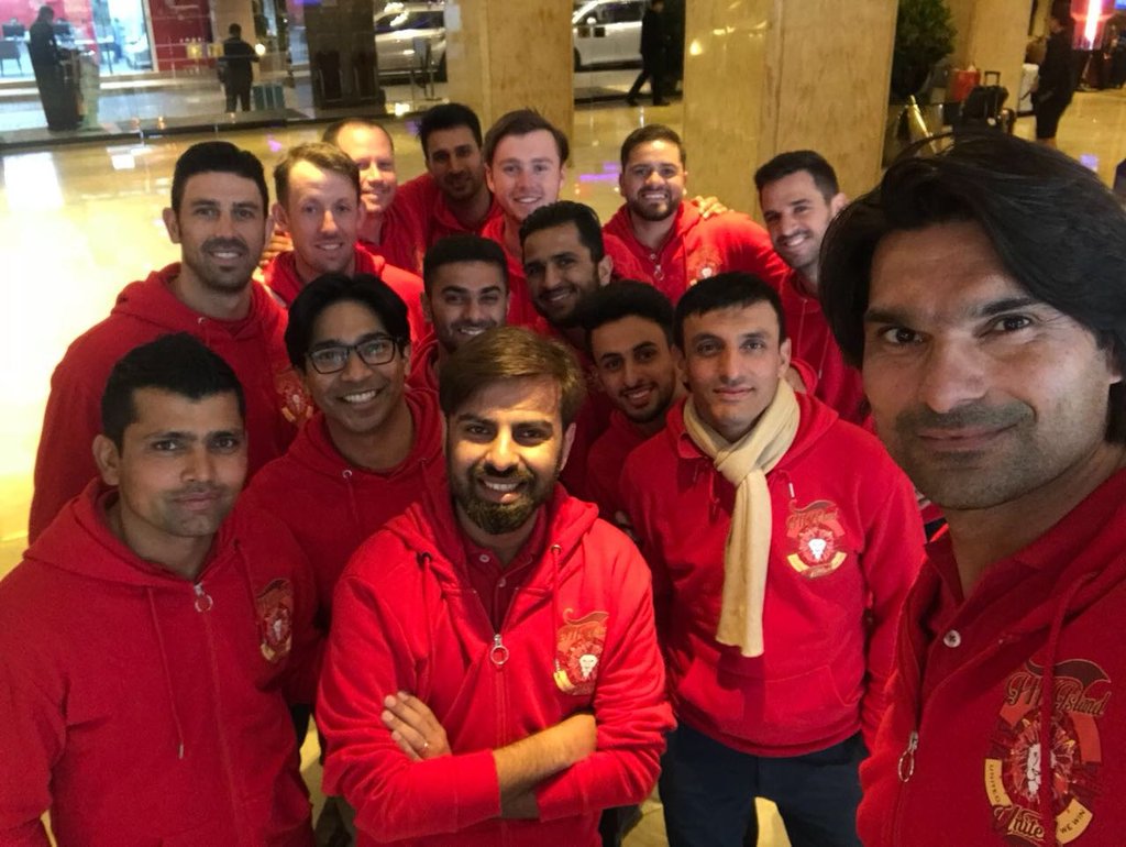 KamiAkmal23's tweet photo. 1st selfie b4 HK T20 starts by1&amp;only selfie stick @M_IrfanOfficial 😉enjoying catch up wid all my team @HKI_United @AliNaqvi808 good luck all https://t.co/GkFbr6smCf
