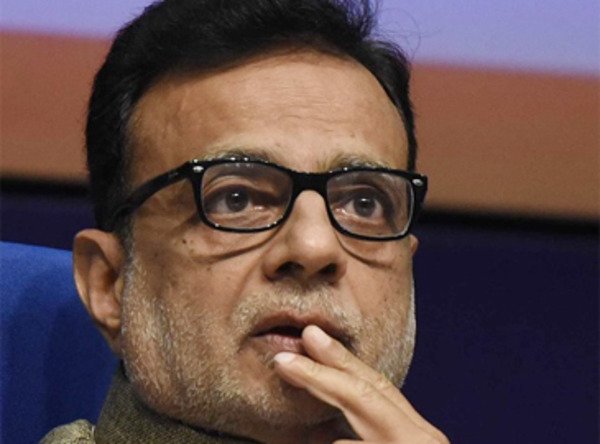 ETNOWlive's tweet image. Finance Secretary Hasmukh Adhia at FICCI event: Besides rural economy we decided to help MSMEs in #Budget2018. We will target MSMEs for funding and need to ensure that they get credit on time. MSMEs must be the biggest beneficiary of #PSBRecap
@ficci_india @adhia03 @FinMinIndia