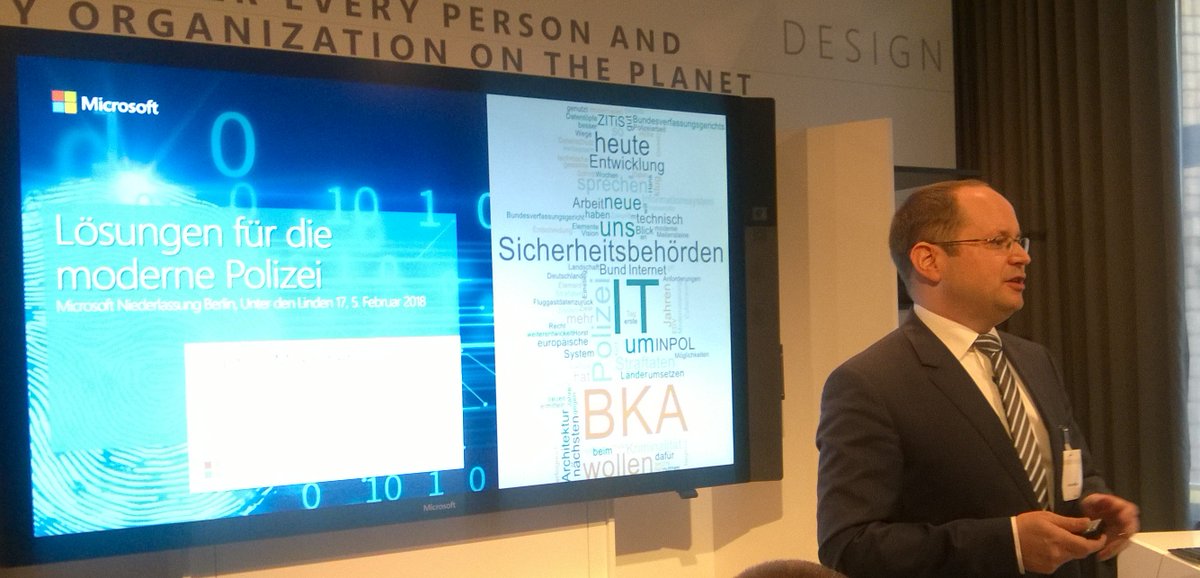 MS_PublicSector's tweet photo. Heute im #ExecutiveBriefing „Lösungen für die #ModernePolizei“ bei #MicrosoftBerlin: Gerade intensive Diskussionen über mobile Einsatzkommunikation und #Messenger24 mit polizeilichen Entscheidern aus sechs Ländern und dem Bund. https://t.co/1bifzMmccD